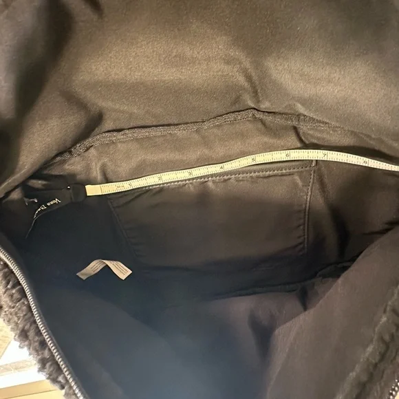 Black Sherpa/Sherling Crossbody Convertible Bum Bag - Picture 8 of 11